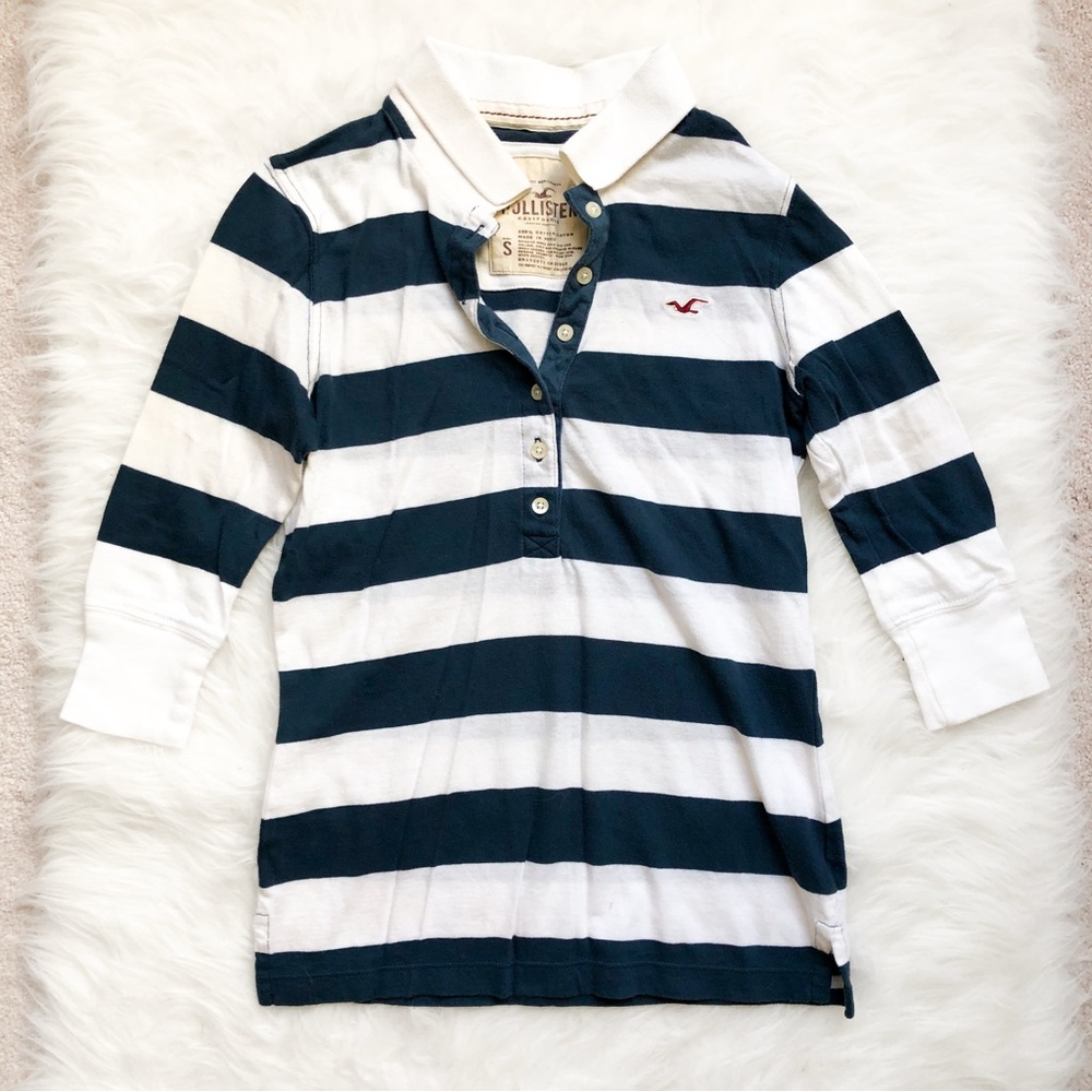 Vintage Y2K Hollister Navy and White Striped Women’s Polo Shirt